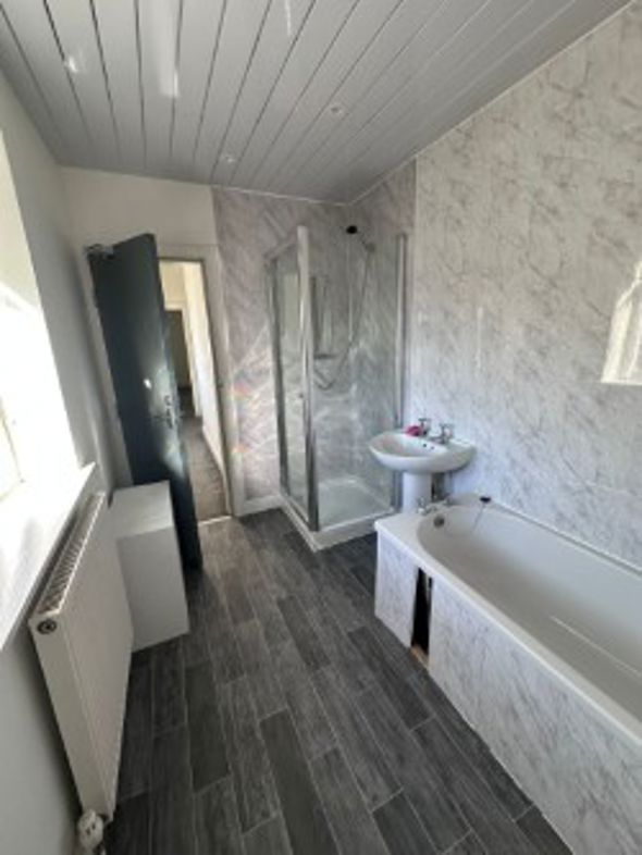 Property image 14 of 23