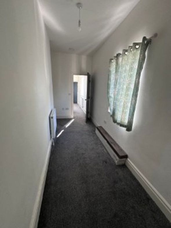 Property image 16 of 23