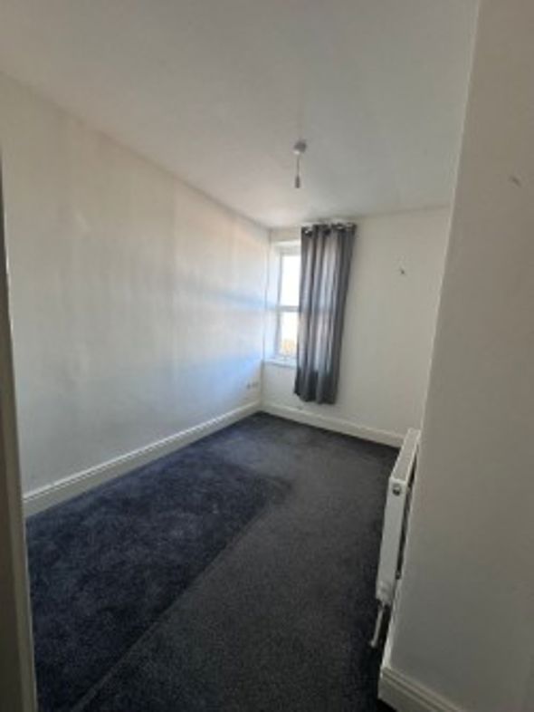 Property image 18 of 23