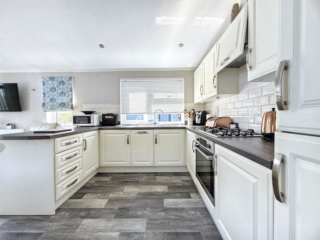 Property image 7 of 21