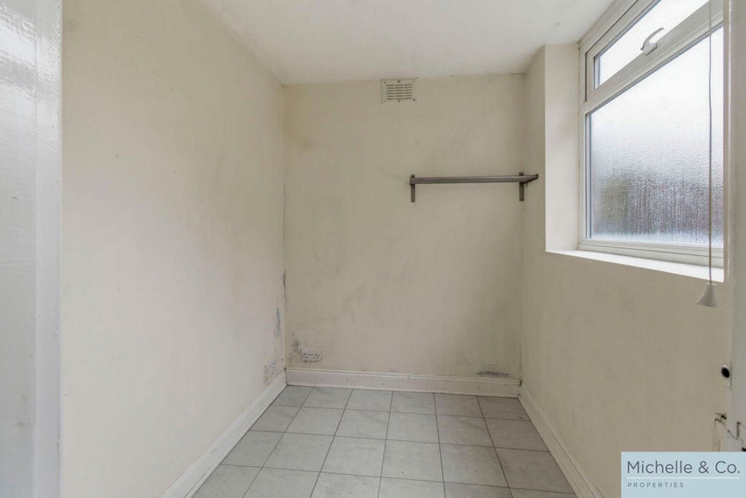 Property image 12 of 16