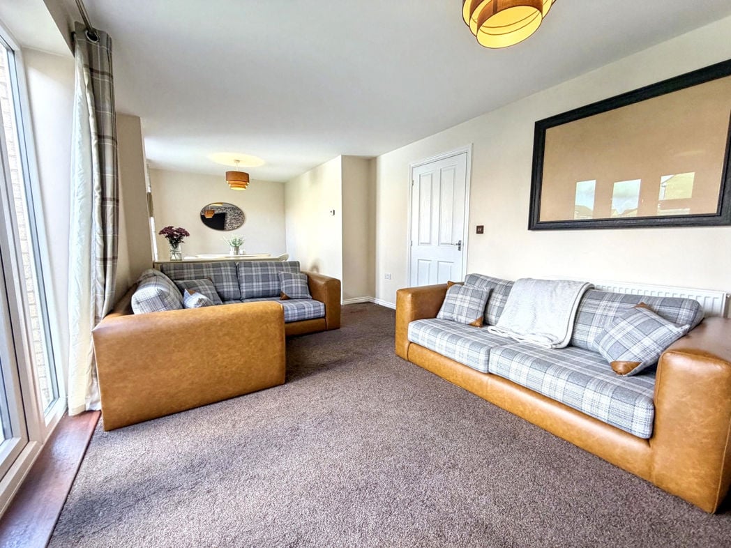 Property image 5 of 26