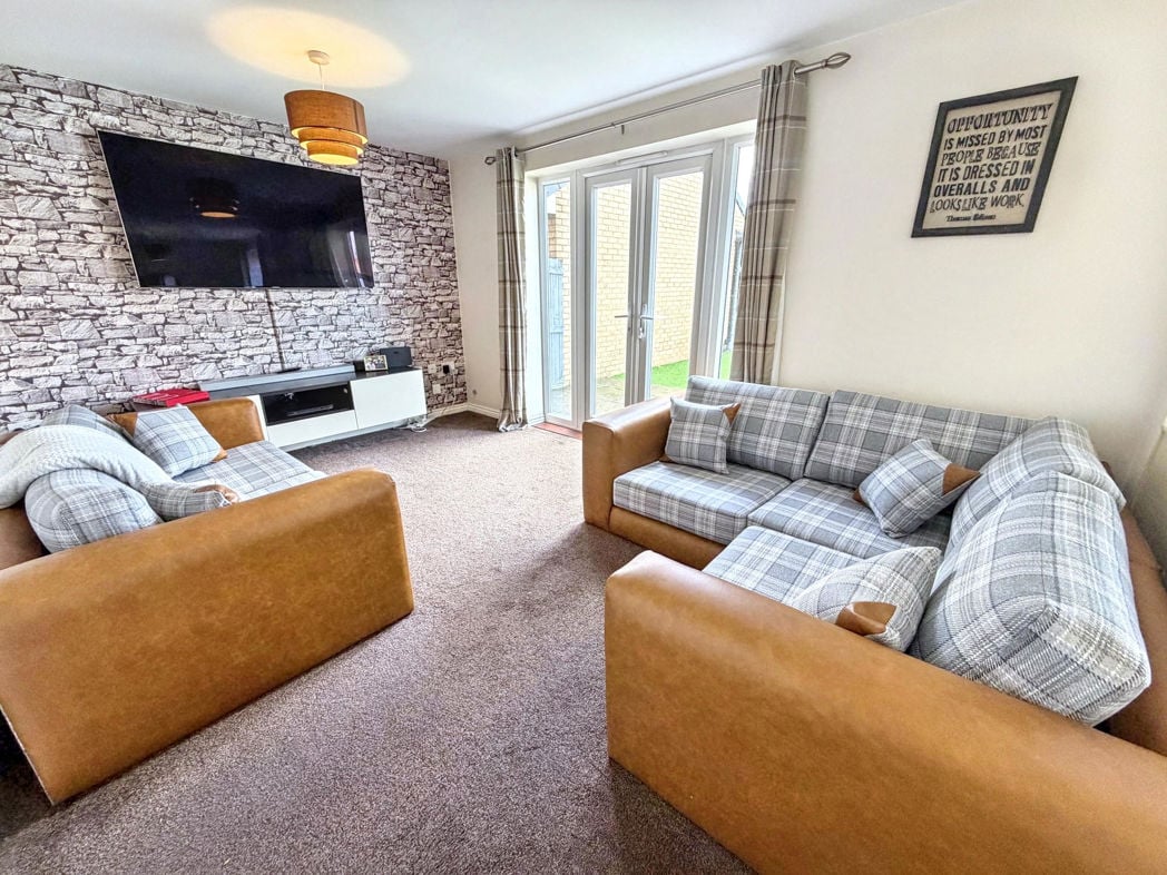 Property image 2 of 26