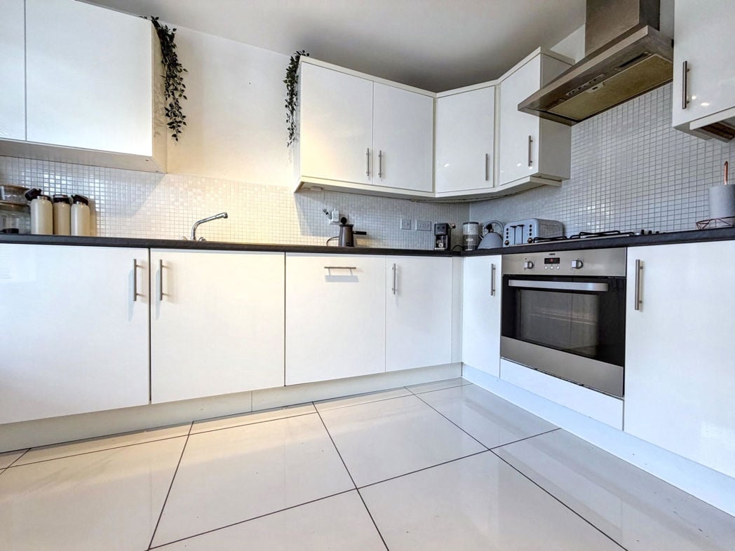 Property image 7 of 26
