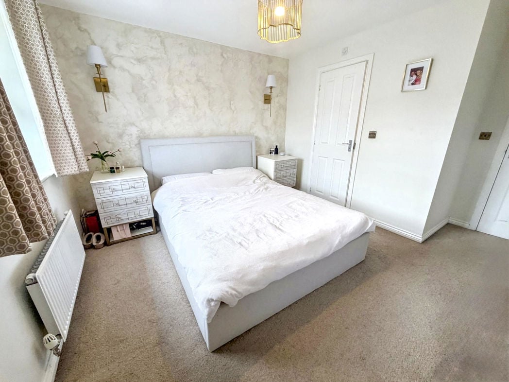 Property image 12 of 26