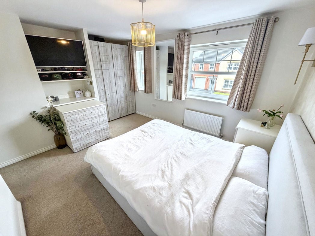 Property image 13 of 26