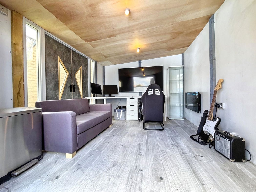 Property image 22 of 26