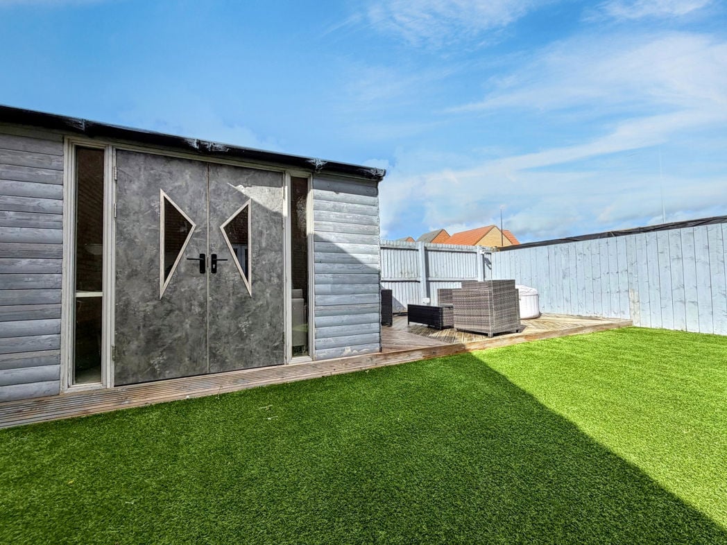 Property image 24 of 26