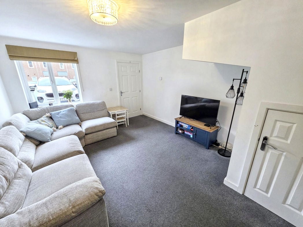 Property image 4 of 13