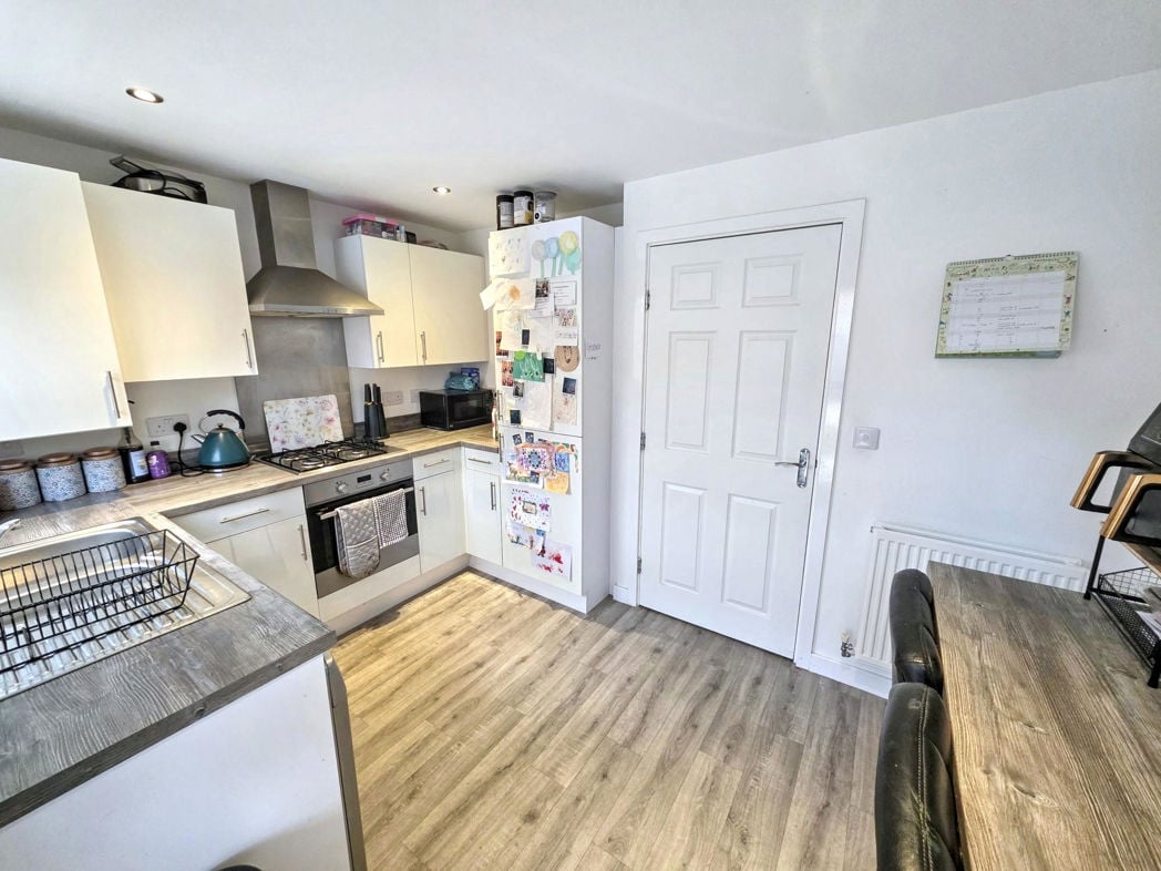 Property image 3 of 13