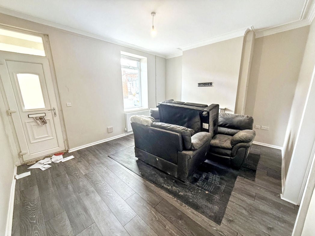 Property image 4 of 9