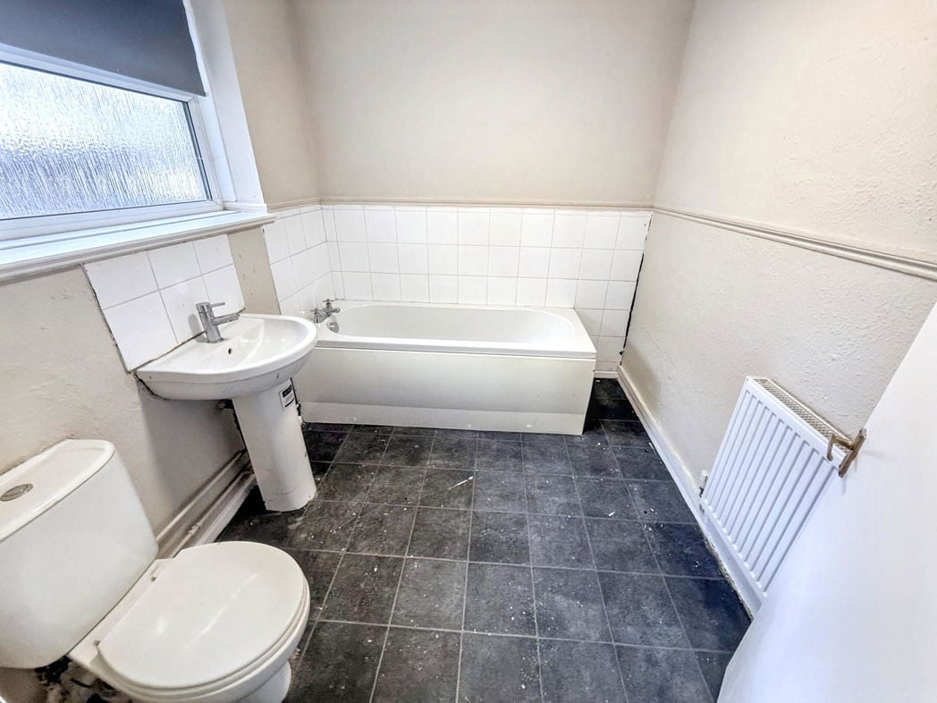 Property image 3 of 9