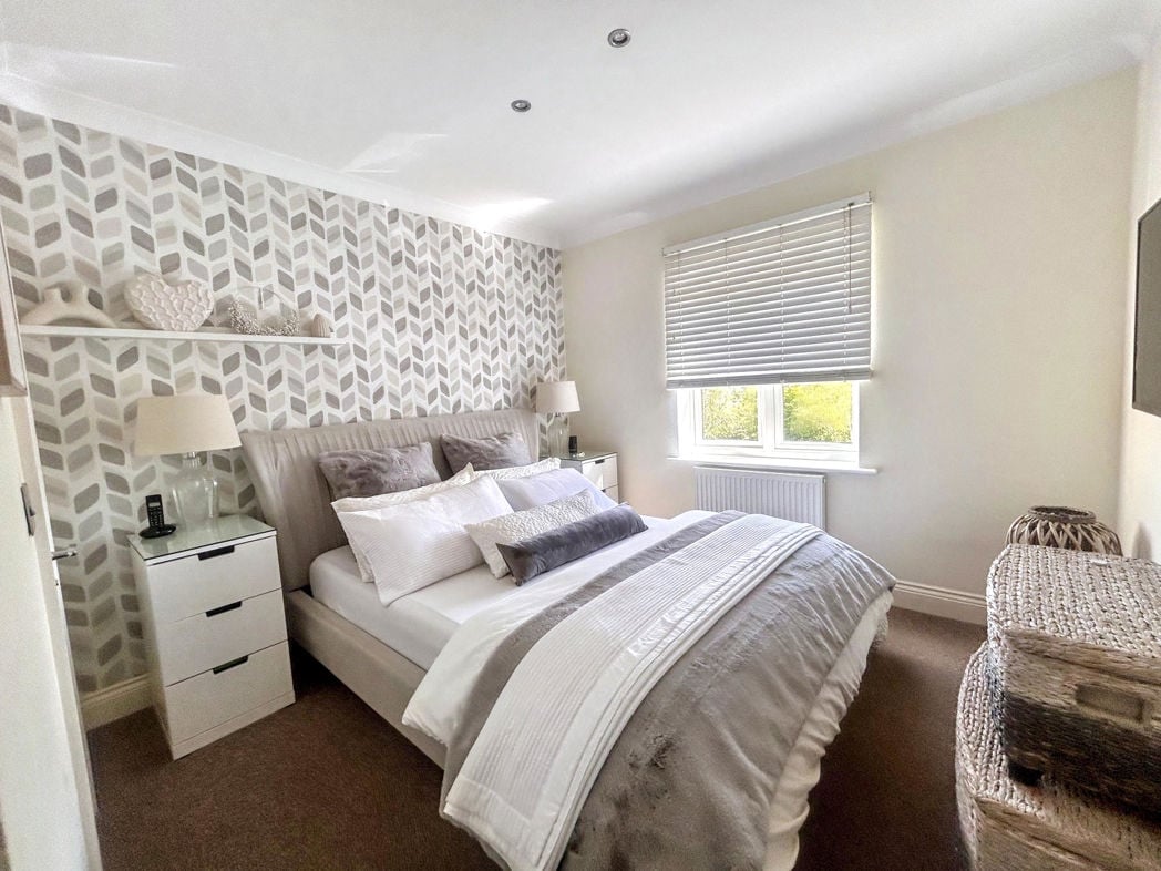 Property image 12 of 30