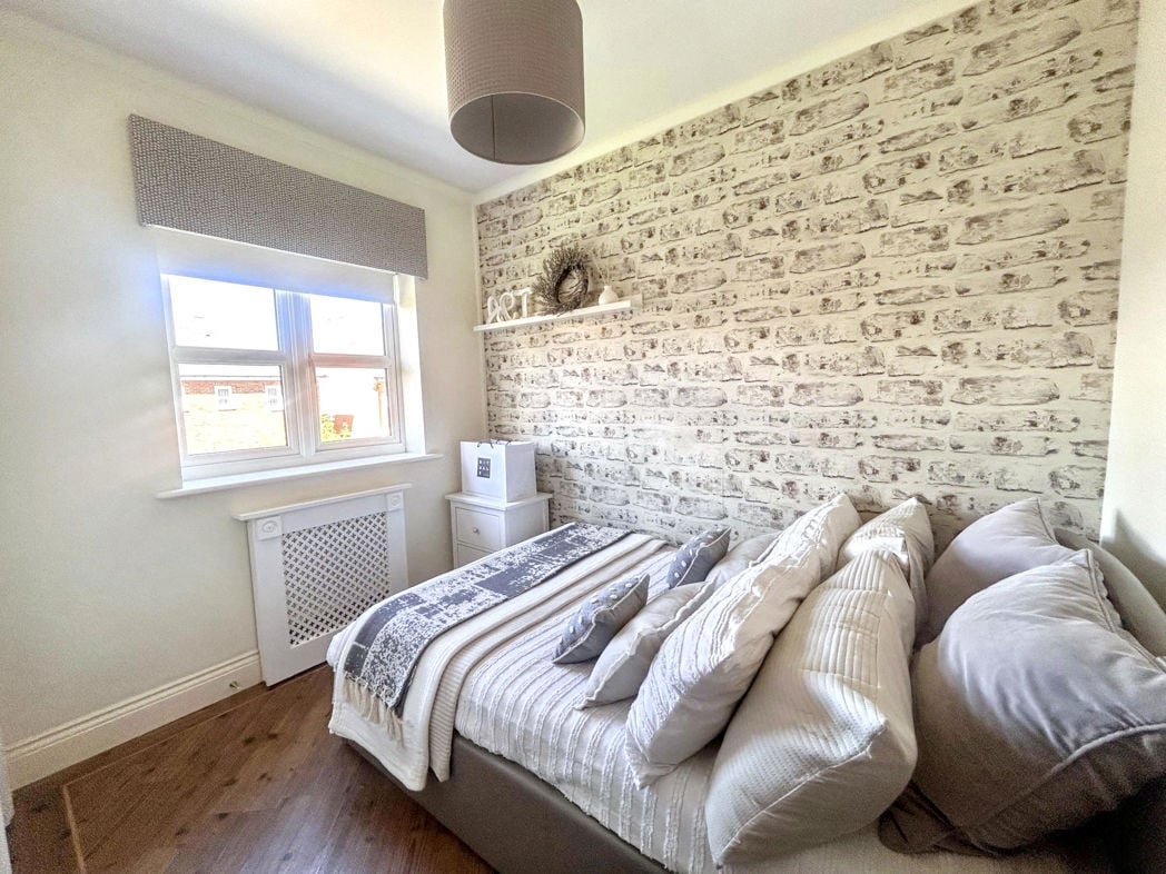 Property image 14 of 30