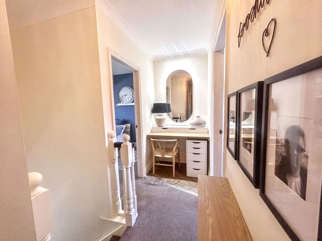 Property image 11 of 30