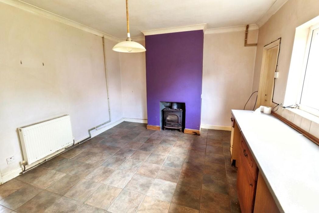 Property image 4 of 15