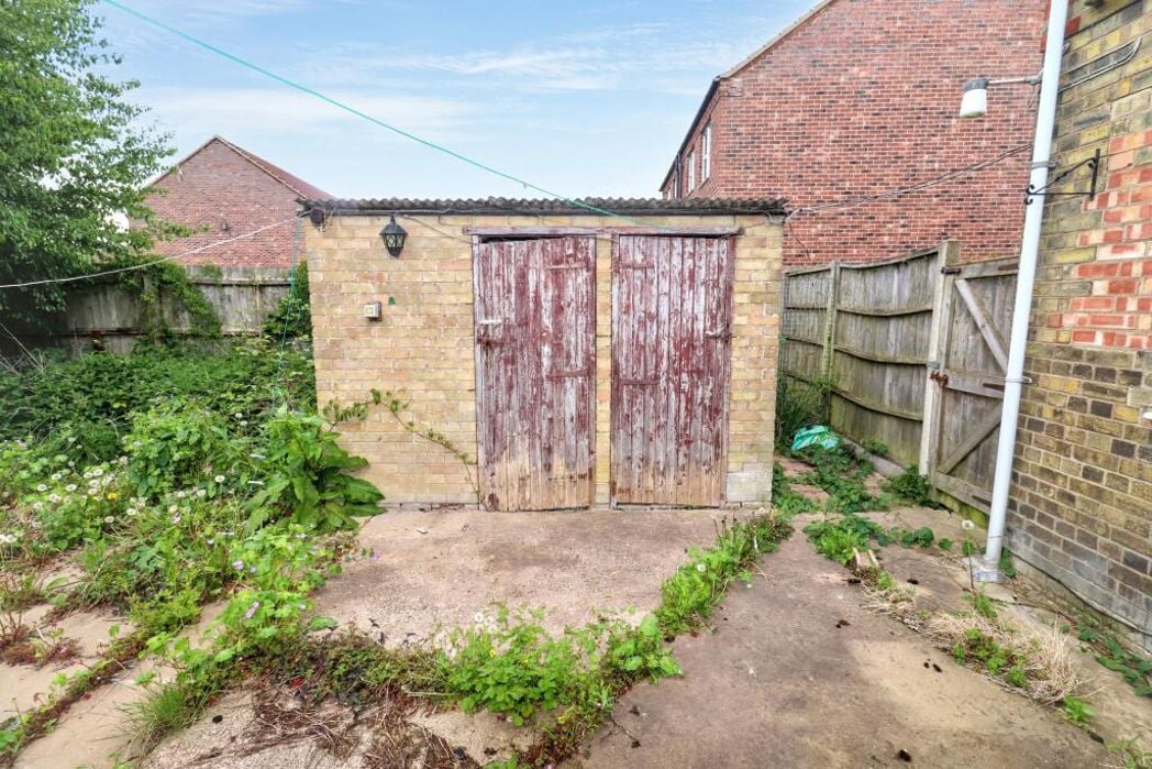 Property image 12 of 15