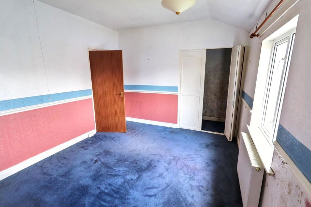 Property image 10 of 15