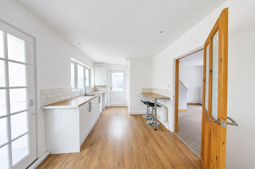 Property image 10 of 14