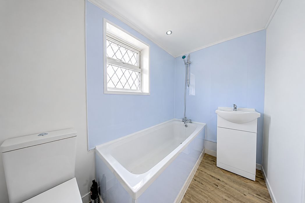 Property image 12 of 14
