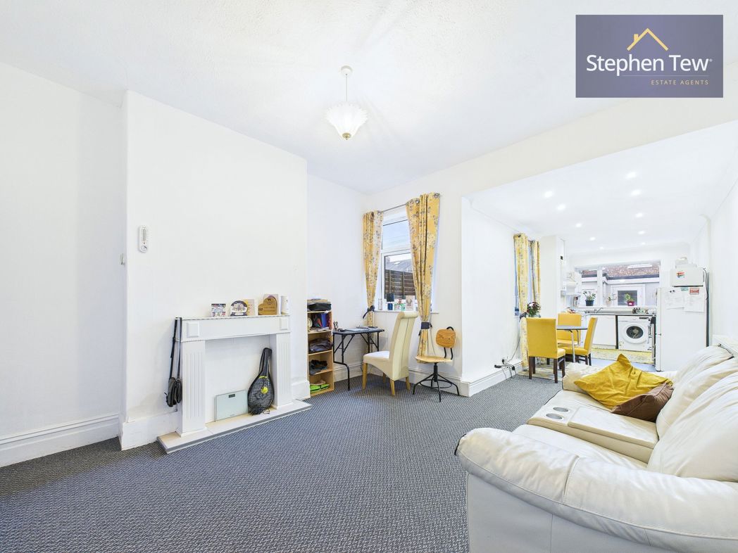 Property image 2 of 22