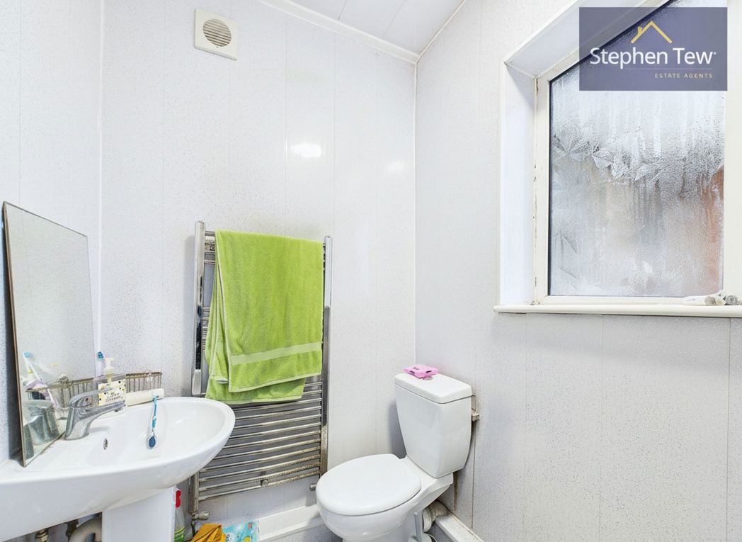 Property image 9 of 22