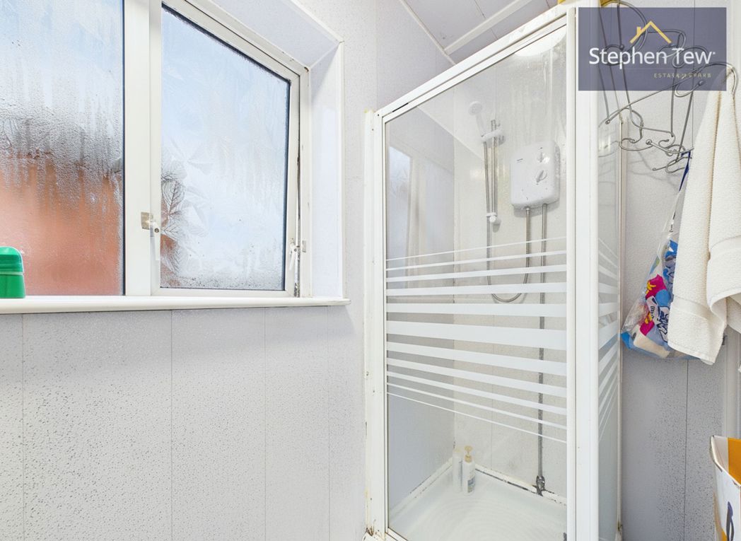 Property image 10 of 22