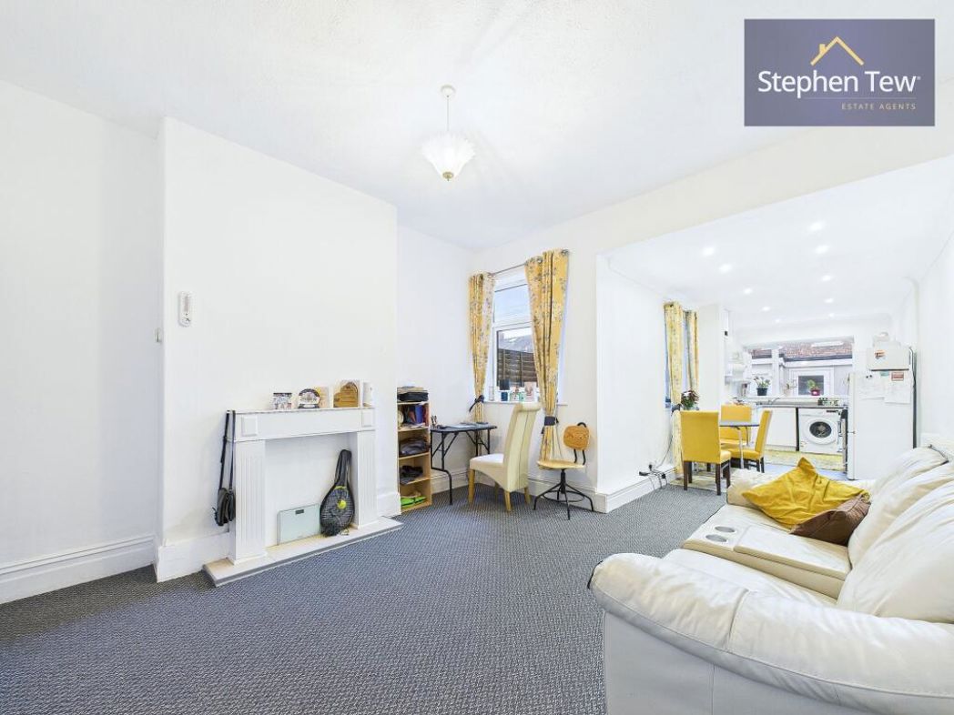 Property image 13 of 22