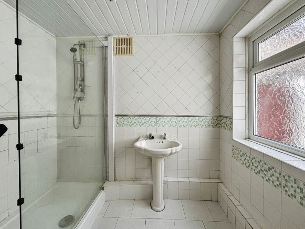 Property image 6 of 12