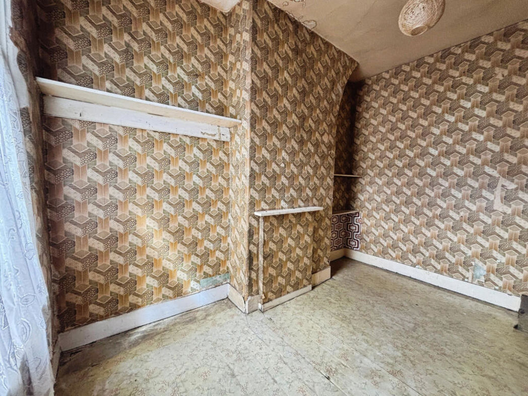 Property image 7 of 12
