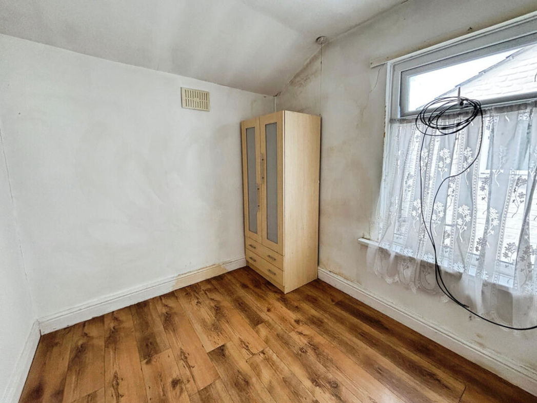 Property image 10 of 12