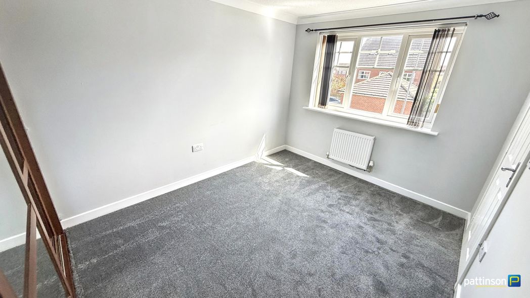 Property image 11 of 21
