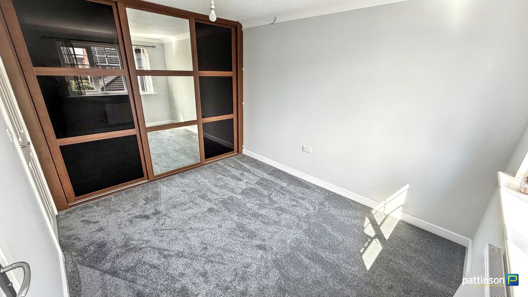 Property image 12 of 21