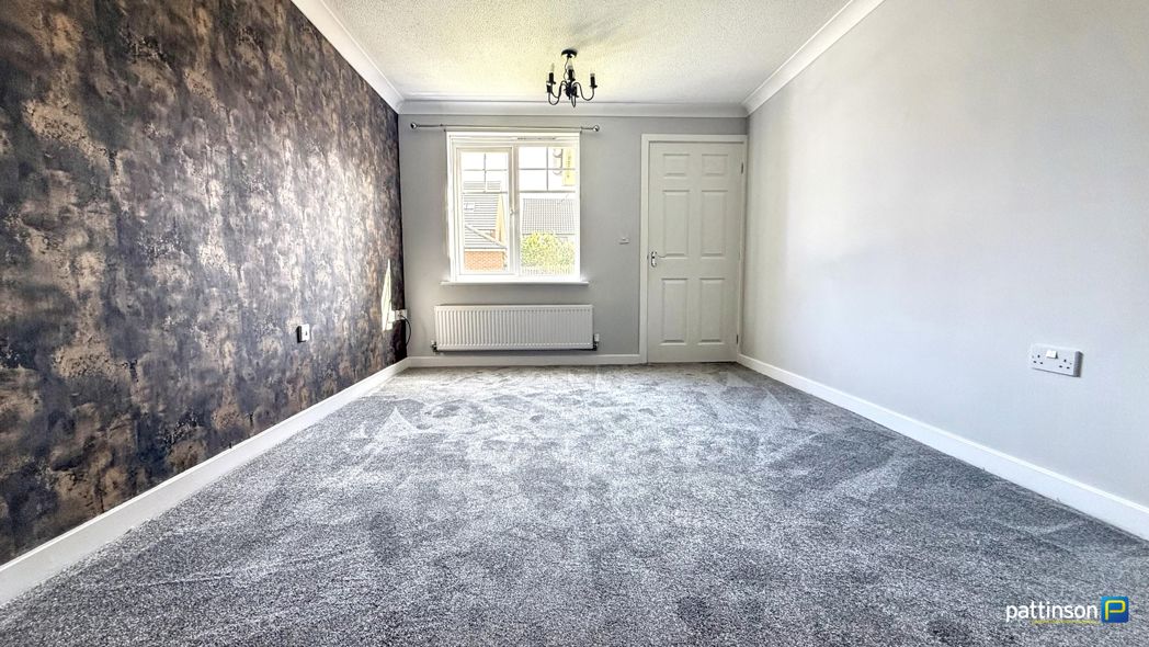 Property image 3 of 21