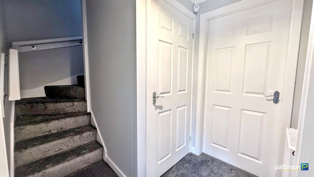 Property image 5 of 21