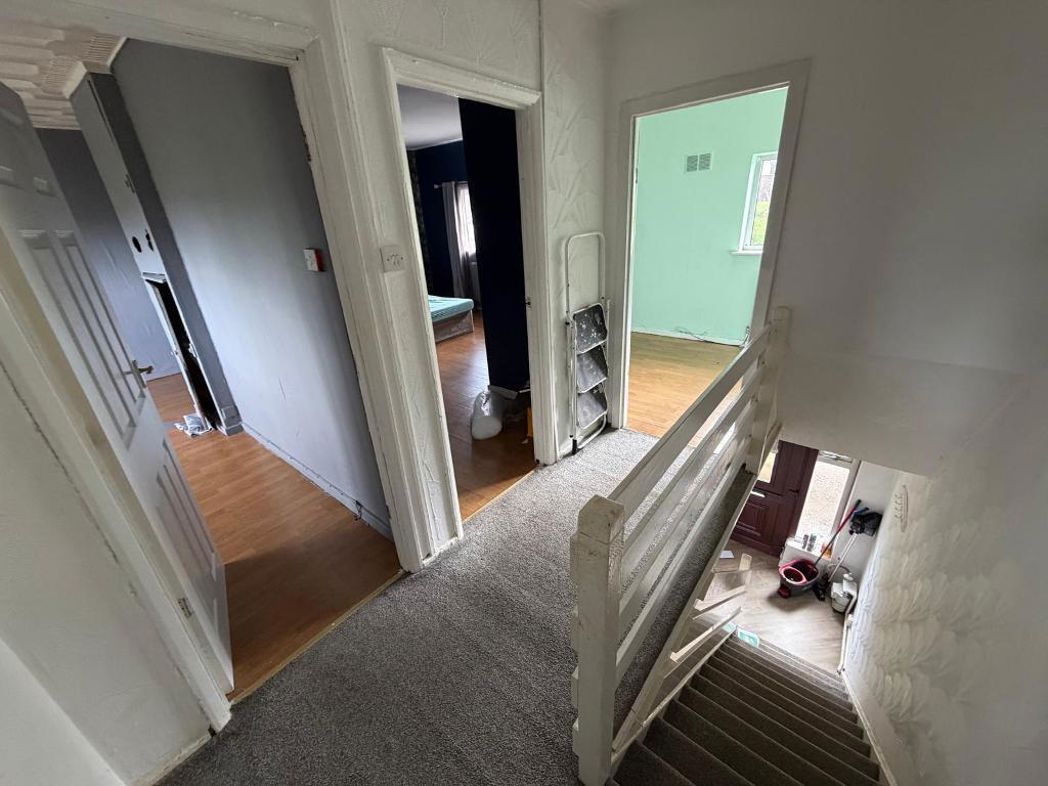 Property image 4 of 11