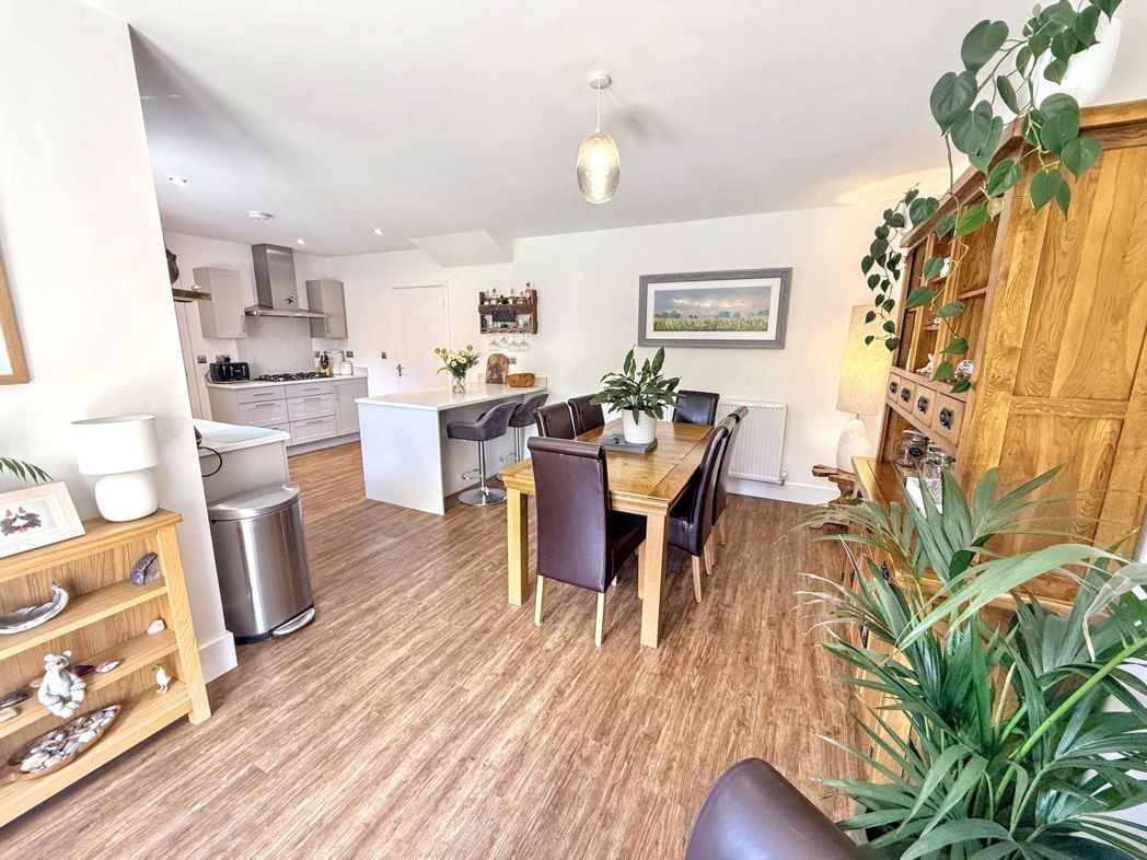 Property image 7 of 26