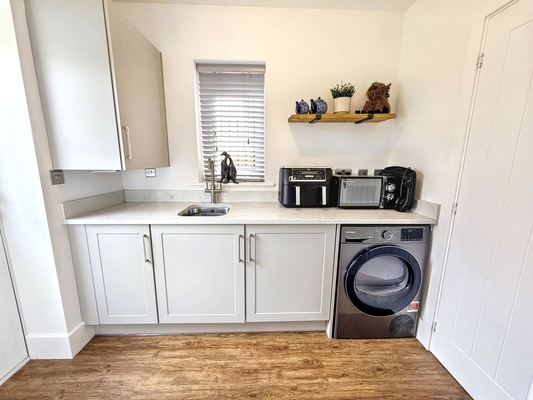 Property image 12 of 26