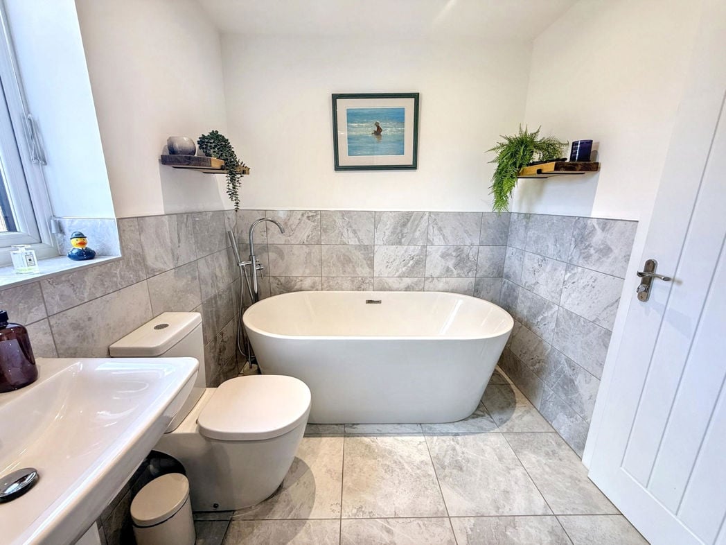 Property image 21 of 26
