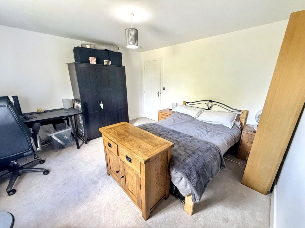 Property image 17 of 26