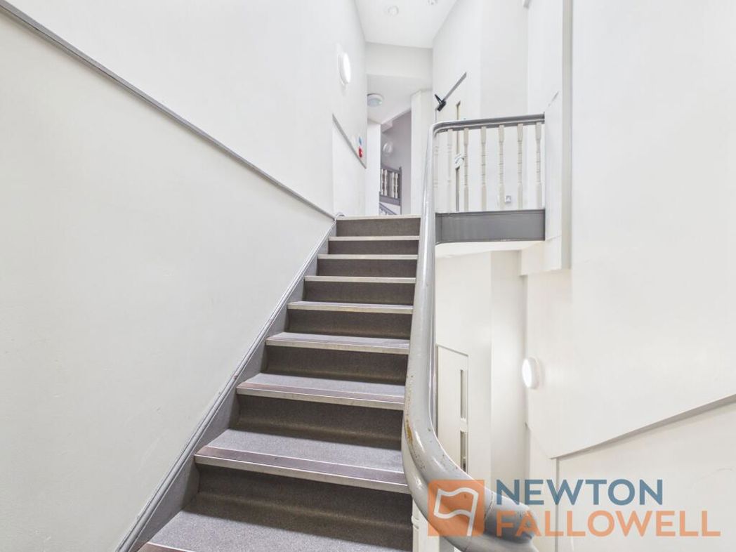 Property image 10 of 12