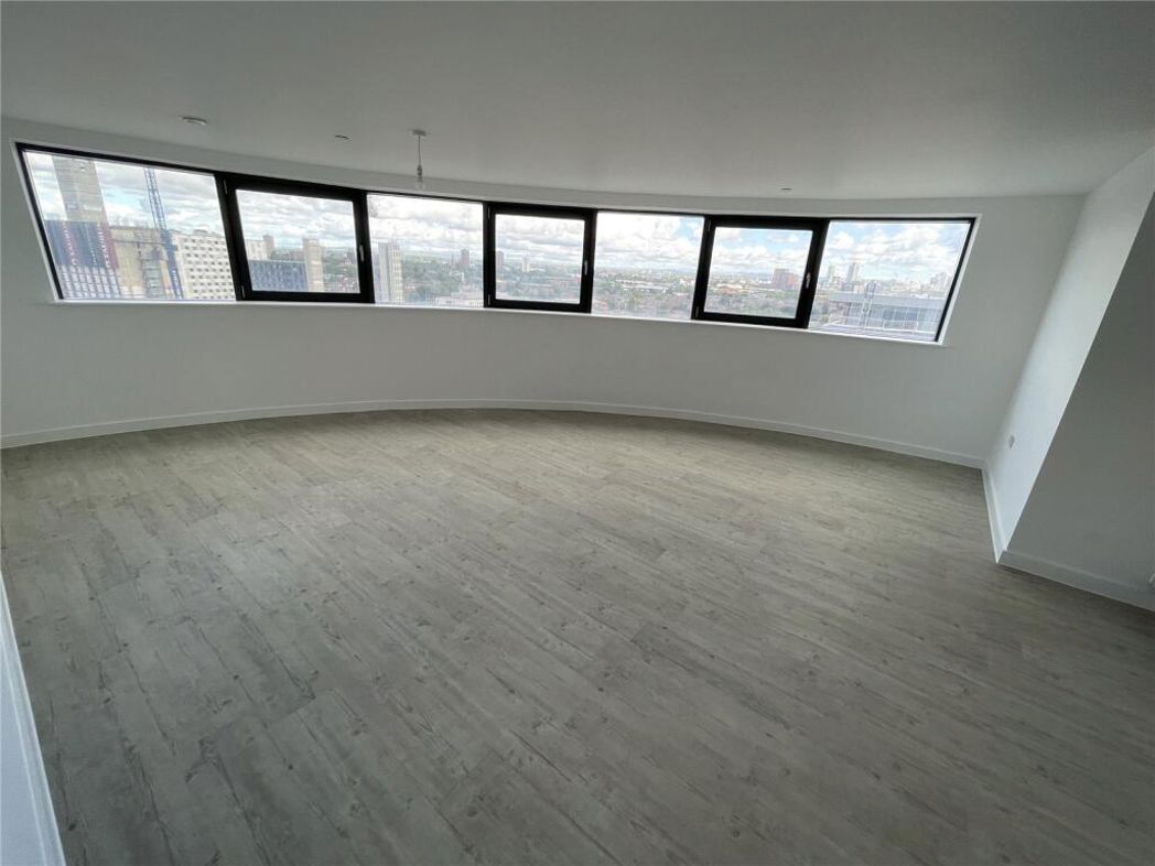 Property image 2 of 7