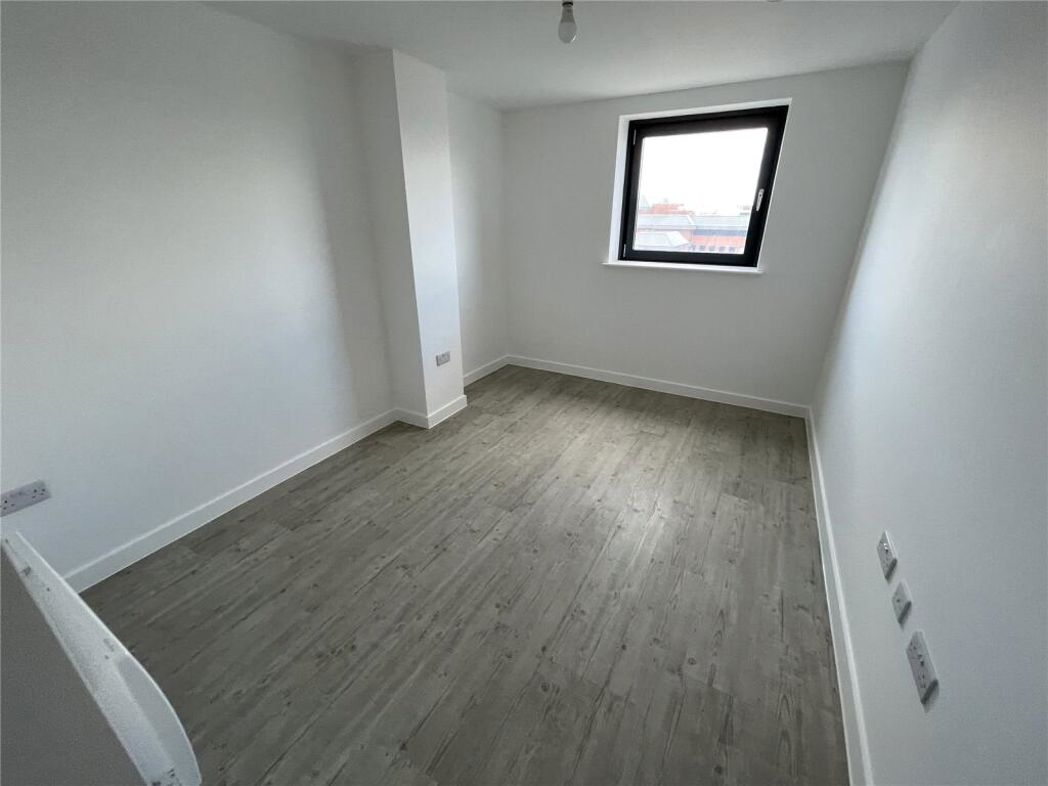 Property image 4 of 7