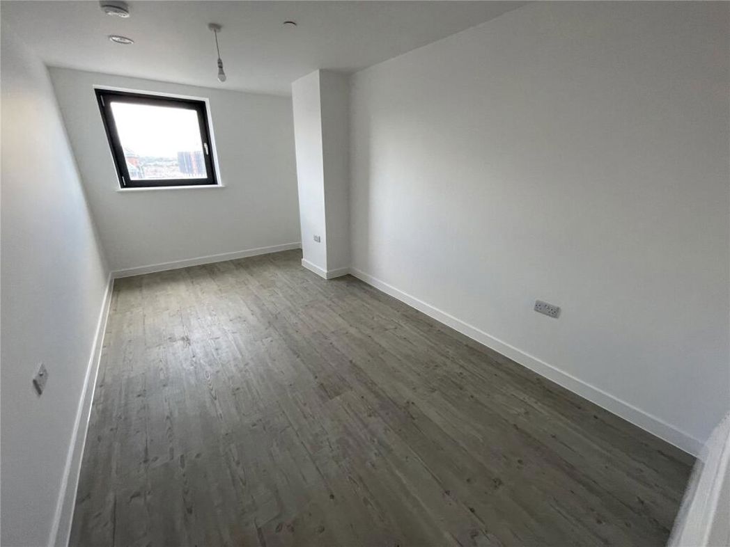 Property image 5 of 7