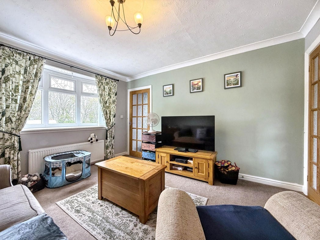 Property image 3 of 25