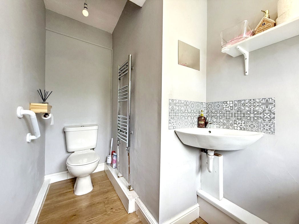 Property image 11 of 25