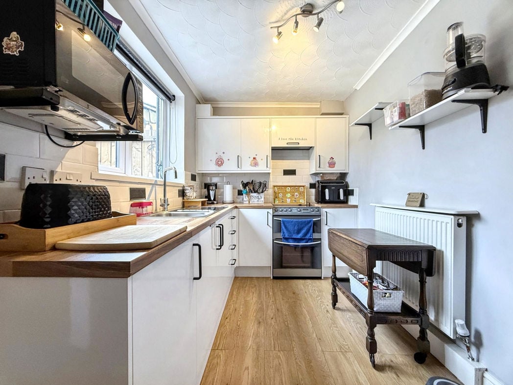 Property image 7 of 25