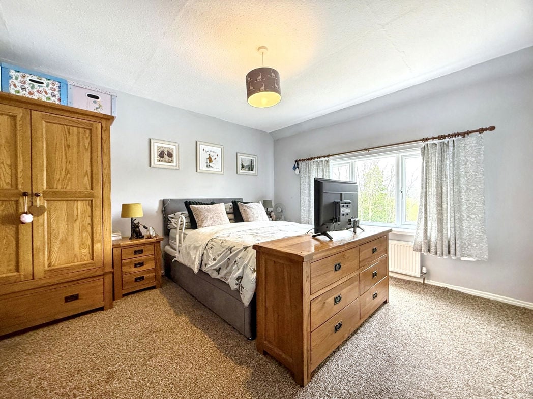 Property image 15 of 25