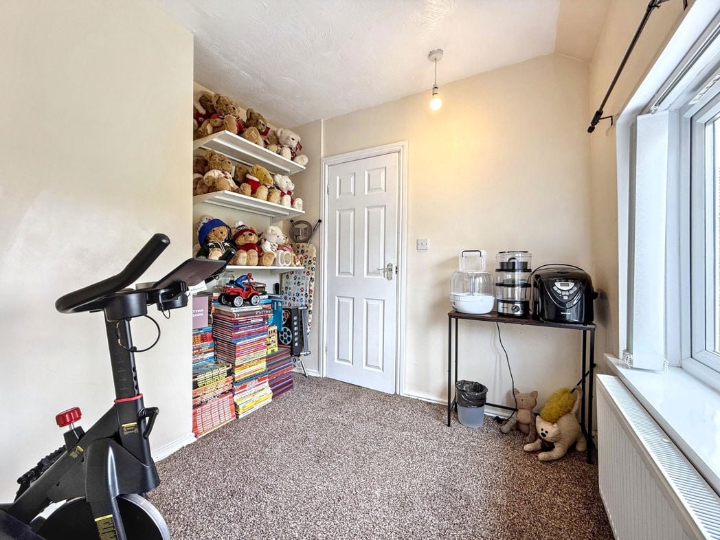 Property image 17 of 25