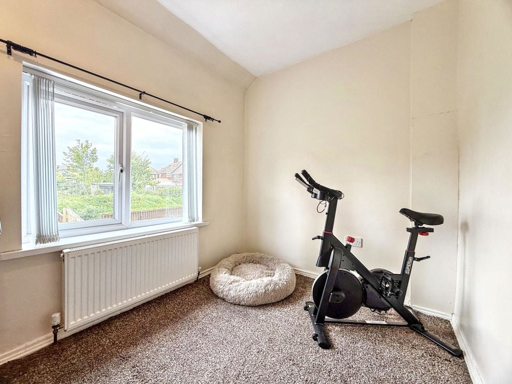 Property image 16 of 25